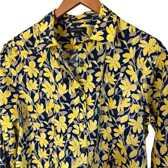 Lands End-NWOT women’s 12 gorgeous no iron floral button down oxford blue/yellow - Picture 6 of 9